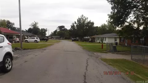 304 Pine St, Keiser, AR 72351 photo 26
