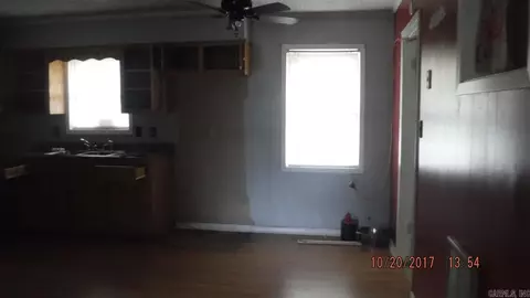304 Pine St, Keiser, AR 72351 photo 4