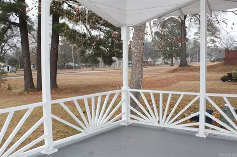 204 E Academy St, Paris, AR 72855 photo 6
