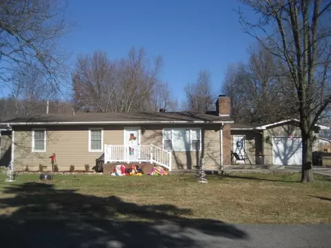101 Hunt St, Dexter, MO 63841 photo 2