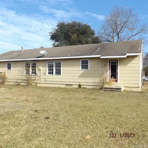 110 E Busbee, Camden, AR 71701 photo 3
