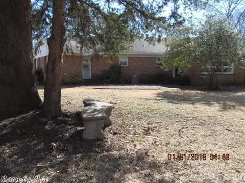 404 W Pine St, Warren, AR 71671 photo 8