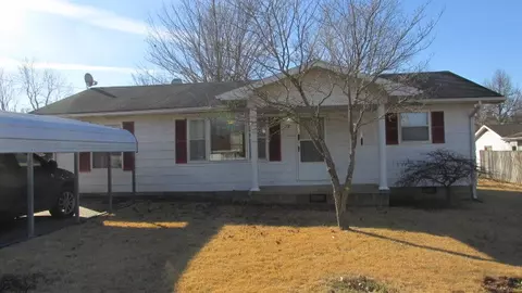 202 E Taylor, Bloomfield, MO 63825 photo 1