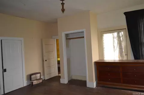 701 E Main St, Cuero, TX 77954 photo 7