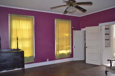 701 E Main St, Cuero, TX 77954 photo 11