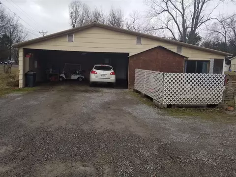 422 E North, Benton, MO 63736 photo 3