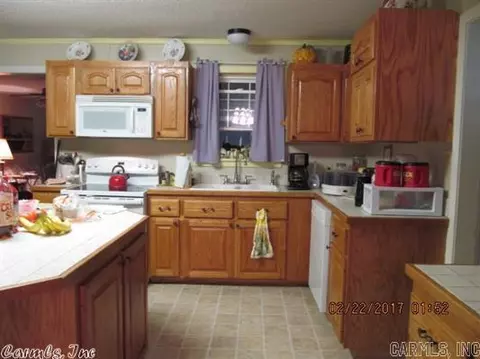 610 E Cedar St, Warren, AR 71671 photo 3