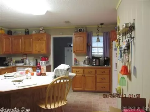 610 E Cedar St, Warren, AR 71671 photo 5