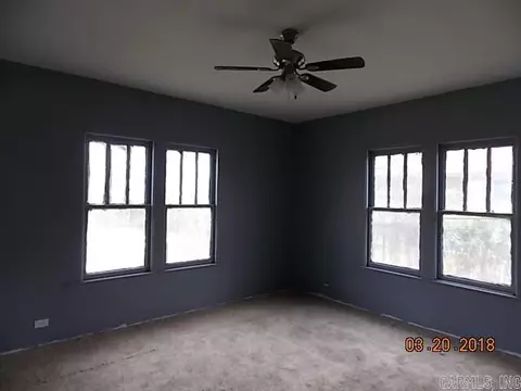 302 W 7th St, Smackover, AR 71762 photo 9