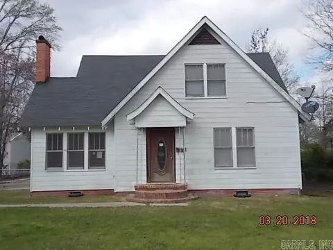 302 W 7th St, Smackover, AR 71762 photo 1