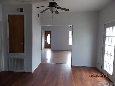 302 W 7th St, Smackover, AR 71762 photo 3