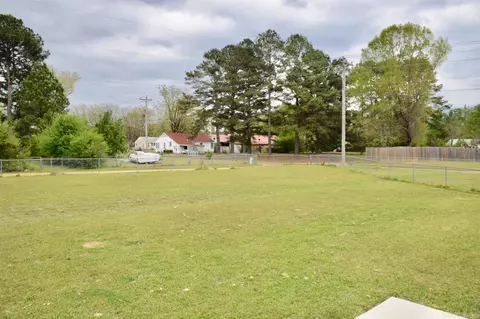 326 Busbee, Camden, AR 71701 photo 4