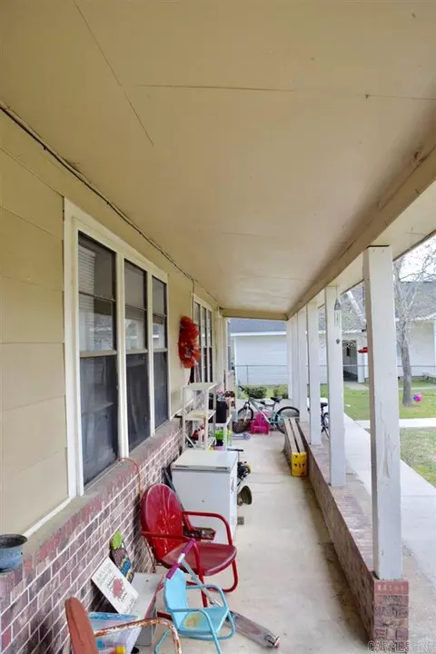 326 Busbee, Camden, AR 71701 photo 2