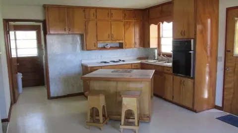 104 E Bloomfield Ave, Bloomfield, MO 63825 photo 5
