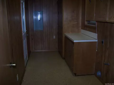2409 E Plainview, Hope, AR 71801 photo 5