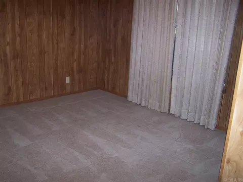 2409 E Plainview, Hope, AR 71801 photo 9
