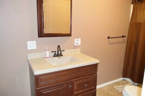 402 Glenstone, Dexter, MO 63841 photo 13