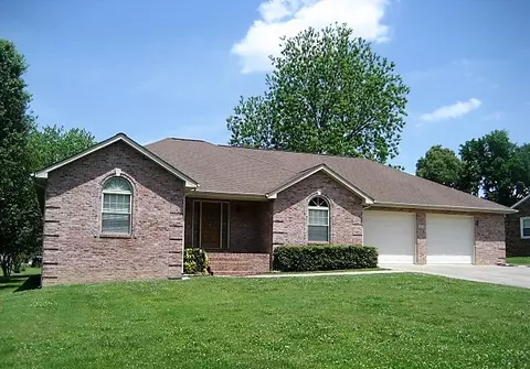 604 Whitman St, Dexter, MO 63841 photo 1