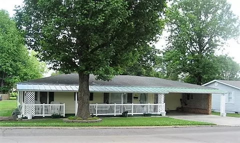 806 W Grant, Dexter, MO 63841 photo 2