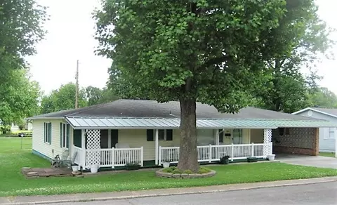 806 W Grant, Dexter, MO 63841 photo 1