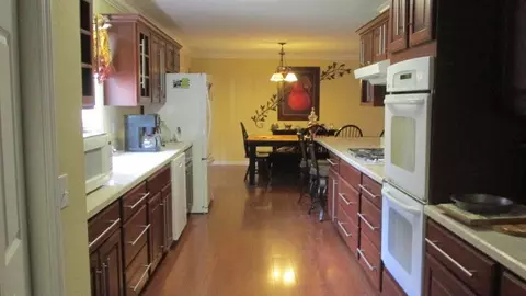 17540 Dee Mar Ln, Dexter, MO 63841 photo 2