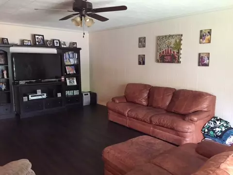 827 Whitman, Dexter, MO 63841 photo 5