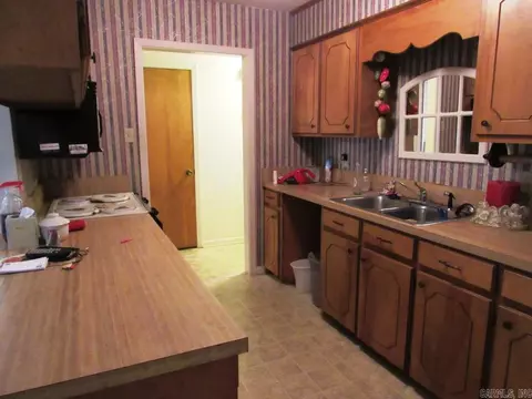 221 Click, Ashdown, AR 71822 photo 5