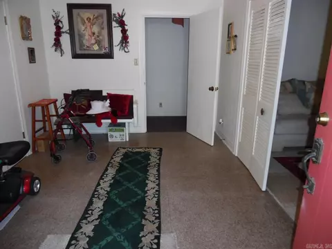 620 E Spring St, El Dorado, AR 71730 photo 2