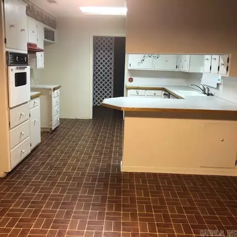 400 E 16th St, Hope, AR 71801 photo 7