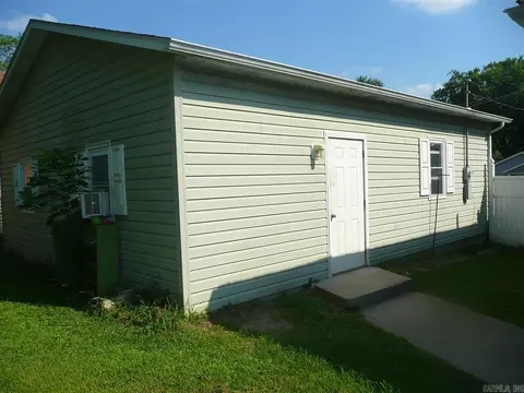 325 E Parker Ave, Chaffee, MO 63740 photo 12