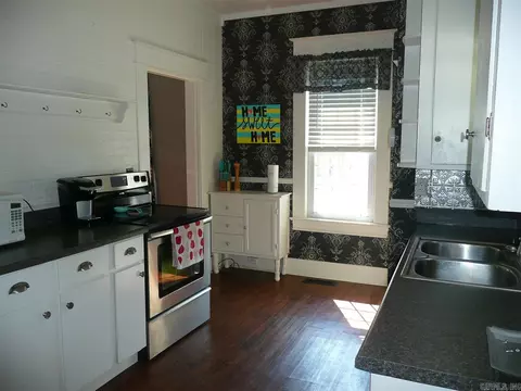 325 E Parker Ave, Chaffee, MO 63740 photo 7