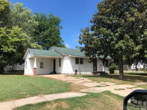 702 Pine St, Rector, AR 72461 photo 1