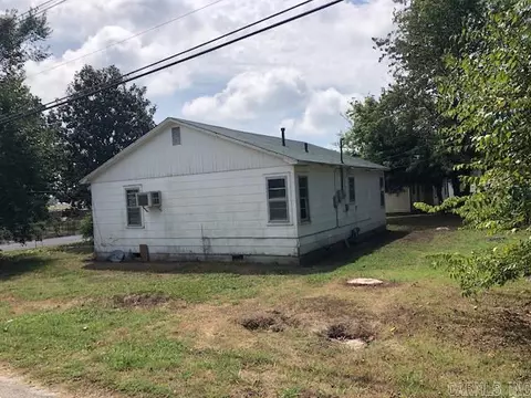 702 Pine St, Rector, AR 72461 photo 2