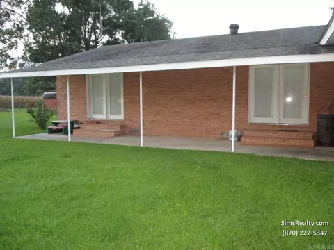 7 Maulding Dr, Dermott, AR 71638 photo 3