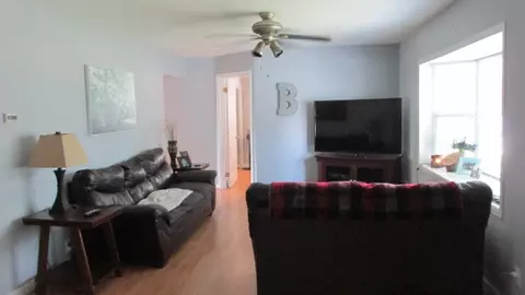 703 W Grant, Dexter, MO 63841 photo 2