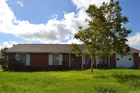 809 Guadalupe, Runge, TX 78151 photo 1