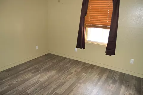 1216 E Oak, Dexter, MO 63841 photo 12