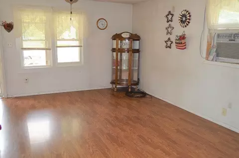 1216 E Oak, Dexter, MO 63841 photo 6