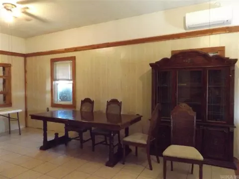 124 W Maple, Paris, AR 72855 photo 7