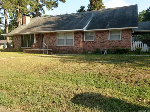 105 E 11th, Smackover, AR 71762 photo 1