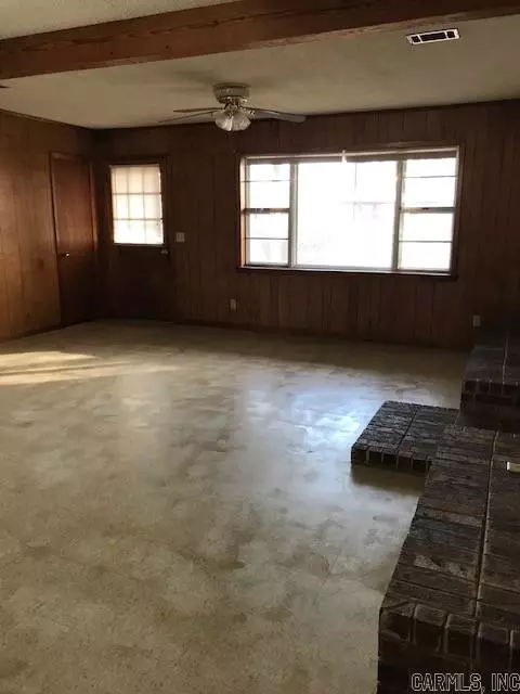 131 Nagel St, Tuckerman, AR 72473 photo 3