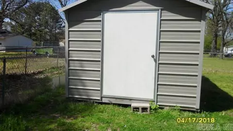 102 Cameron, Tuckerman, AR 72473 photo 4