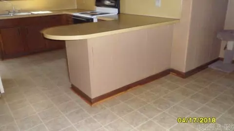 102 Cameron, Tuckerman, AR 72473 photo 6