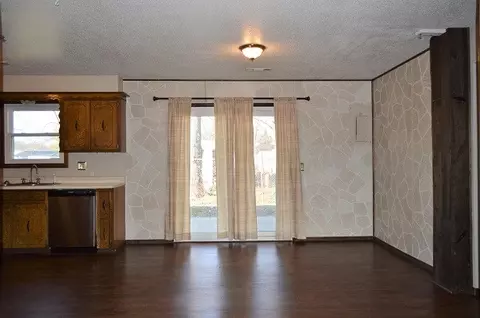 1113 Olive, Dexter, MO 63841 photo 3