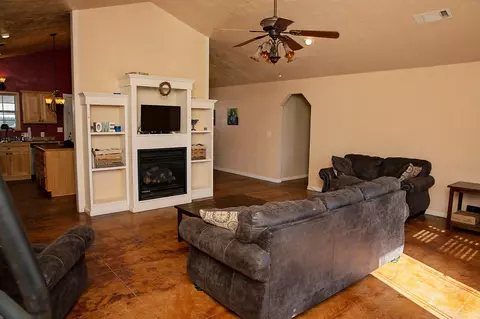 910 Johnson, Manila, AR 72442 photo 5