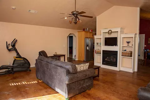 910 Johnson, Manila, AR 72442 photo 4