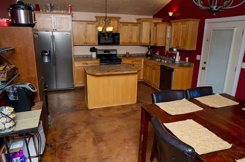910 Johnson, Manila, AR 72442 photo 9
