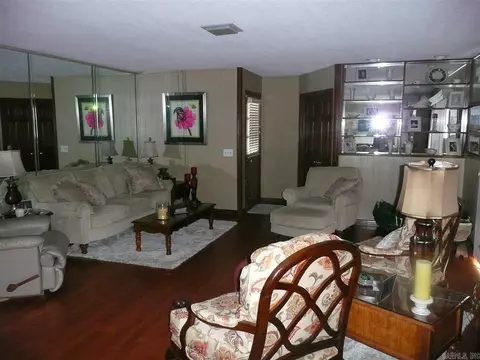 116 Spring Dr, Sikeston, MO 63801 photo 2