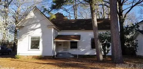 315 E Cedar St, Warren, AR 71671 photo 1