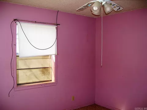 717 N Bell St, Foreman, AR 71836 photo 8
